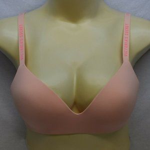 Victoria's Secret T-Shirt Wireless Plunge Bra 36 C